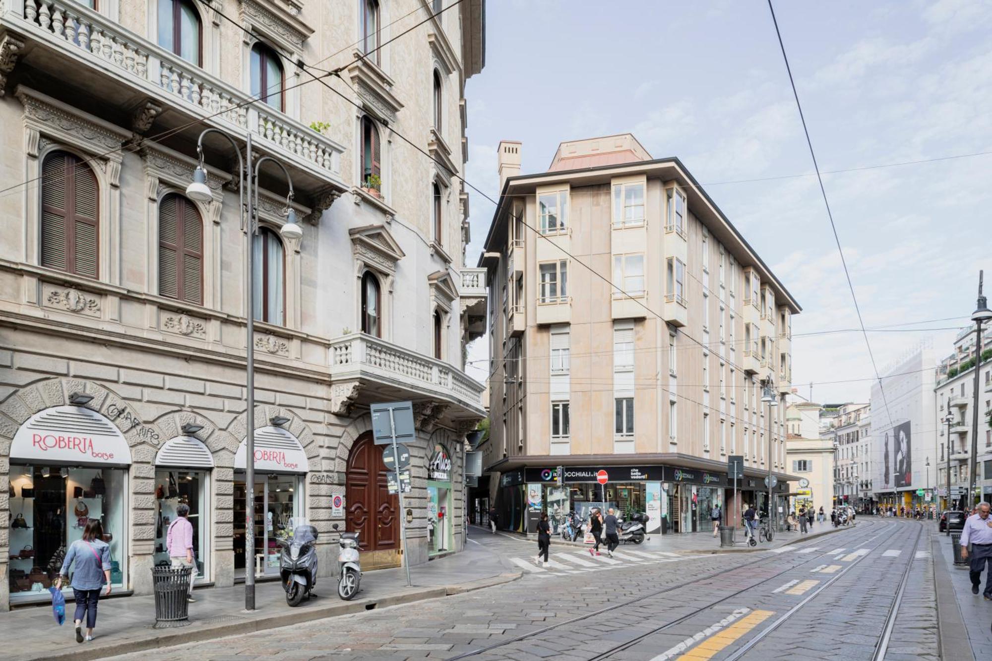 Easylife - Accogliente Monolocale In Via Torino, Posizione Perfetta Per Scoprire La Citta Apartment Milano Ngoại thất bức ảnh